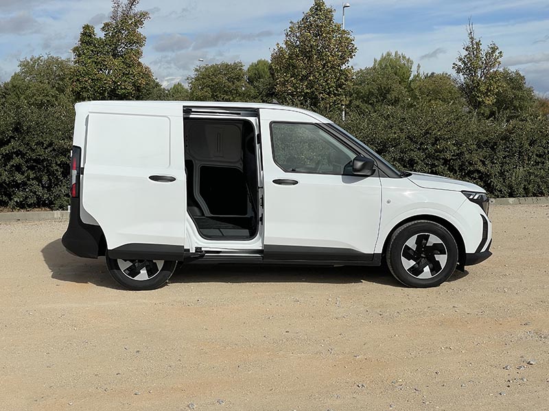 Prueba. Ford E-Transit Courier. Zona de carga. Medidas, capacidad y palés
