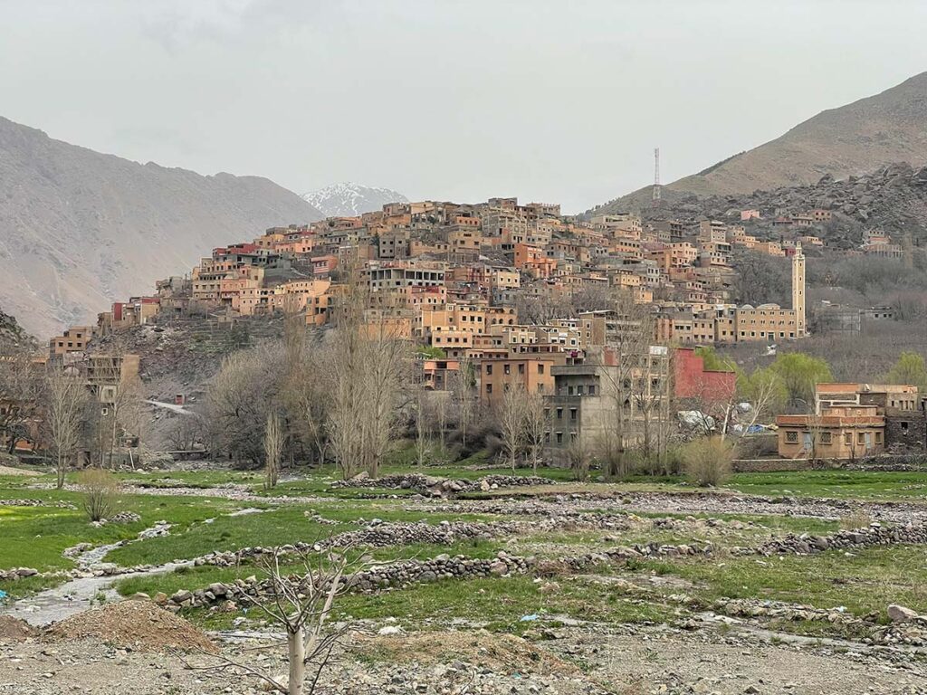 Para llegar al Toubkal, salimos de Aremd, este precioso y frío pueblo en el Valle de Imlil